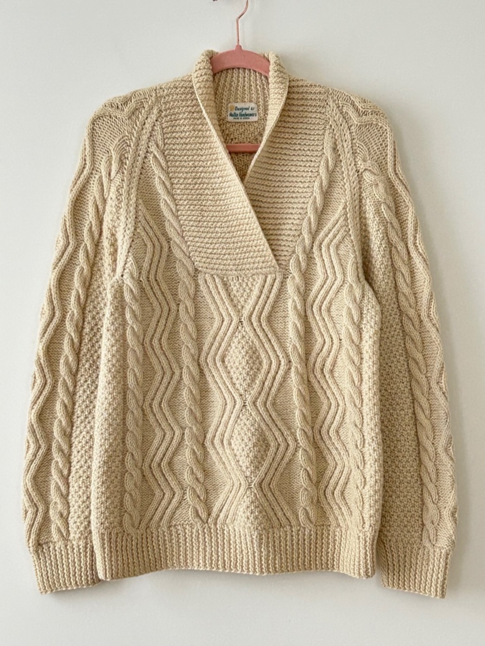 VTG Hallim Handweavers Cream Wool Handknit Aran Cable Knit Sweater